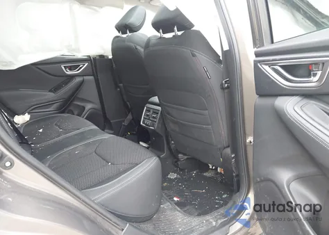 2020 Subaru Forester Premium z USA, uszkodzony, nr VIN JF2SKAJC2LH608689